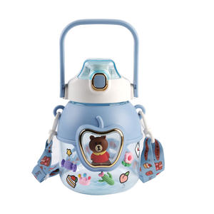 Bouteille d'eau en plastique avec <span class=keywords><strong>paille</strong></span> pour enfants <span class=keywords><strong>1L</strong></span> de dessin animé - Product Image 5