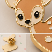 Broche Mignonne Cerf Filou, Épingles de Revers, Bijoux Dorés Thème Jardin Printanier, Badges Métalliques en Gros, Épingles en Émail Souple Personnalisées, Fabrication OEM