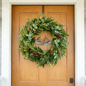 <span class=keywords><strong>Couronne</strong></span> <span class=keywords><strong>de</strong></span> Noël <span class=keywords><strong>de</strong></span> 24 pouces (60 cm) avec des cônes <span class=keywords><strong>de</strong></span> pin et des clochettes, <span class=keywords><strong>couronne</strong></span> artificielle <span class=keywords><strong>en</strong></span> feuilles persistantes pour porte d'entrée - Product Image 3