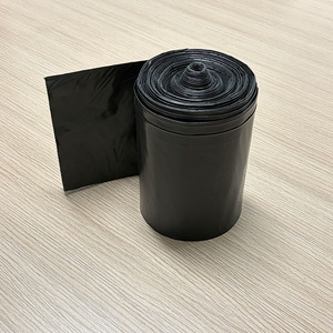 Bolsas <span class=keywords><strong>de</strong></span> Basura Negras para <span class=keywords><strong>Contratistas</strong></span> <span class=keywords><strong>de</strong></span> Uso Comercial, Grosor <span class=keywords><strong>de</strong></span> 3 mil, Adecuadas para Empresas <span class=keywords><strong>de</strong></span> <span class=keywords><strong>Limpieza</strong></span> y Mantenimiento <span class=keywords><strong>de</strong></span> Propiedades - Product Image 3