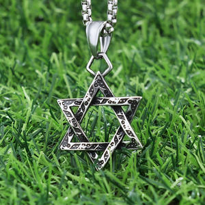 In acciaio inossidabile stella di David collana pendente tono argento testurizzato Magen David simbolo ebreo per gli uomini gioielli <span class=keywords><strong>religiosi</strong></span> - Product Image 2