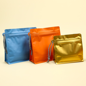 Emballage personnalisé Sac refermable en grains <span class=keywords><strong>de</strong></span> café à valve colorée 500G 250G 200G 100G Pochette debout à fond plat avec fermeture éclair avec lanière - Product Image 5