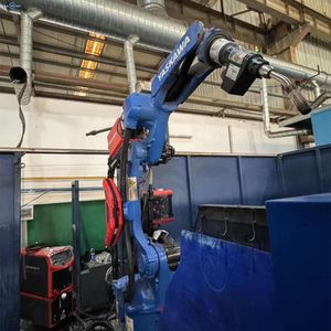 Robot de Soldadura Articulado Yaskawa con Servoeléctrico de 360 Grados para Uso Industrial Pesado - Product Image 2