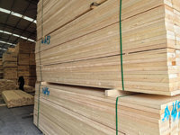 Planches de pin radiata de qualité supérieure pour la construction, vente en gros d'usine, bois de pin naturel