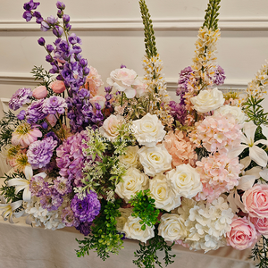 Composizione Floreale Artificiale Lussureggiante con Fiori Rosa, <span class=keywords><strong>Viola</strong></span> e Bianchi. Ideale per Eleganti Centrotavola Matrimoniali. - Product Image 4
