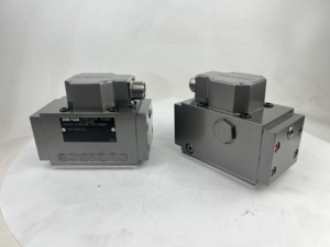 Control Proporcional Hidráulico Serie 4WS2EM 4WS2EM6 4WSE2EM6 4WS2EM10 4WS2ED10 4WS2EM10-5X/60B11ET210K8DV - Product Image 4