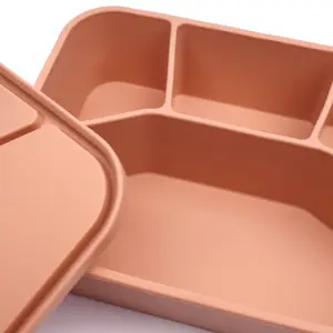 Fiambrera de silicona de grado alimenticio de Venta caliente Fiambrera para niños con 4 compartimentos