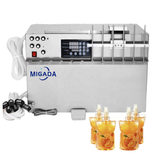 Machine de remplissage semi-automatique de bureau à 6 têtes pour liquides, pour sachets souples à bec verseur, eau, lait, soupe, bouillon - Product Image 1