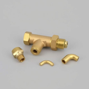 Accesorios neumáticos de latón a prueba de fugas Agarre de alta resistencia Control de flujo de aire suave para un uso industrial eficiente Silvergate - Product Image 4