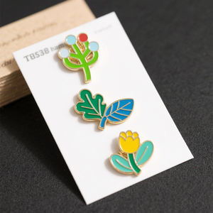 Alfileres de solapa personalizados, logotipo de promoción, regalo, insignia de ropa, imán, fabricante de Metal, alfiler de solapa de flor de esmalte Duro Personalizado - Product Image 6