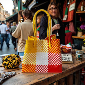 Sembagi Sacs à main de style ethnique orange de qualité supérieure pour femmes Tissage en plastique recyclé écologique unique Vente en gros directe pour adultes - Product Image 3