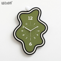 WOZOOM jam dinding tidak beraturan, dekorasi seni dinding dekorasi warna-warni jam dinding boneka beruang lucu krim angin minimalis
