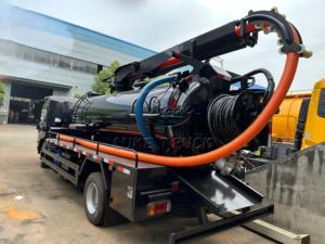 รถดูดสิ่งปฏิกูล ISUZU KV100 6CBM ปรับแต่งได้ พร้อมตัวเลือก 360 องศา °   แขนดูดอุจจาระแบบหมุนได้ สีที่สามารถเลือกได้ตามต้องการ - Product Image 6