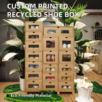 Boîtes en carton rigide recyclables imprimées sur mesure de qualité supérieure avec poignée pour l'emballage des chaussures et des chaussettes - Forme et design personnalisables