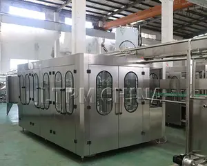 Çin üretici 3 in 1 otomatik 6000bph sıvı su şişe dolum makinesi türkiye