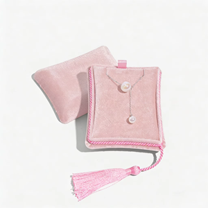 Boîte à bijoux rectangulaire moderne en velours de qualité supérieure avec pompon, élégante, pour rangement d'accessoires, idéale pour cadeaux, voyages et bagues de mariage - Product Image 2