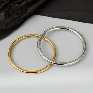 Wholesale 4mm No Fade Solid Plain Polished Stainless Steel <b>Bangle</b> Women Minimalist Closed Smooth Circle <b>Bangle</b> Fashion Stainless - Product Image 5
