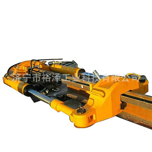 Yls-900 Rail <b>Stretching</b> <b>Machine</b> Hydraulic 250 Mm Bore 800-900 Mm Stroke For Railway Track Adjustment - Product Image 1