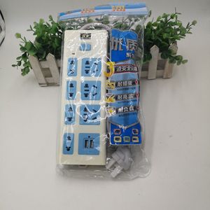 ปลั๊กพ่วง 6 ช่อง ยี่ห้อ Lan He พร้อมพอร์ต USB 2 ช่อง  คุณสมบัติความปลอดภัย  220 โวลต์ วัสดุ ABS - Product Image 4