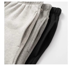Pantalones cortos informales de moda urbana estadounidense, 100% algodón, con estampado deportivo, elásticos, color gris, para hombre. - Product Image 5