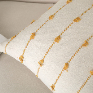 ปลอกหมอนทรงสี่เหลี่ยมสไตล์มินิมอลทันสมัยพร้อมลายจุด ปลอกหมอนถอดได้สำหรับตกแต่งบ้าน โซฟา ห้องนอน ห้องนั่งเล่น - Product Image 5