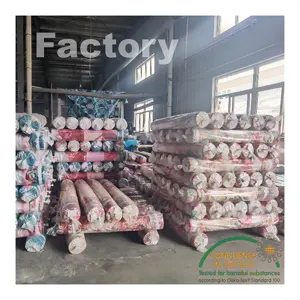 Prix d'usine pas cher surplus 100 polyester textile de maison produit matière première tissu en microfibre en rouleau drap de lit tissu pour beddi