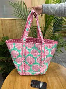 Bolsa de Mano de Algodón Acolchada con Estampado Floral Hecha a Mano de la Mejor Calidad, Bolsa de Compras para la Playa, Bolsas de Regalo para Damas de Honor, Regalo para Mamá - Product Image 3