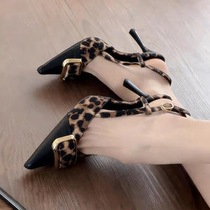 Nuevos tacones altos de moda para mujer con correa en el tobillo, parte superior de satén, tacón alto, punta puntiaguda, estampado de leopardo, estilo sexy. - Product Image 3