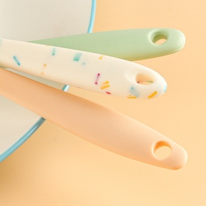 Espátula de Silicona Flexible Antiadherente de Grado Alimenticio, Alta Resistencia, para Repostería y Pastelería, Utensilio de Cocina - Product Image 5