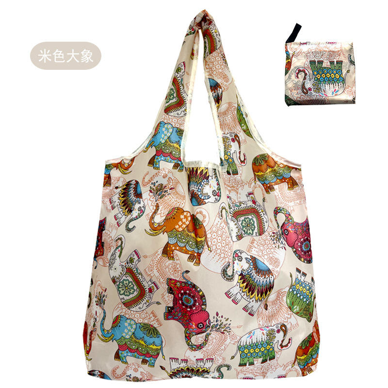 ช้างสีเบจ