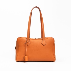 ODM&OEM 2026 Fabricant Fournisseur Meilleures ventes Sac à bandoulière polyvalent en cuir pleine fleur véritable, à fermeture éclair, forme oreiller, motif litchi - Product Image 6