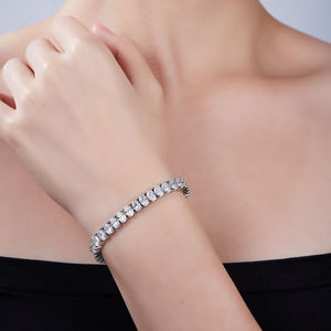 Pulsera de tenis J&C con piedras de corte ovalado, plata S925, diamantes cultivados en laboratorio engastados a mano, 0.5CT por piedra, color D, claridad VVS - Product Image 4