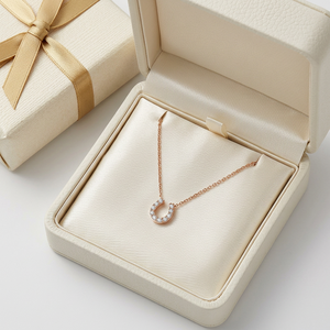 High Quality Horseshoe Shape Fine Jewelry Wholesale 18K Solid Gold <b>Necklace</b> Real Natural Diamond Pendant <b>Necklace</b> For Women Gift - Product Image 5