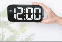 Nieuwe Mal Usb Oplaadbare Vibrerende Digitale Wekker Met Telefoon Opladen En Bed Shaker Voor Zware Slaper