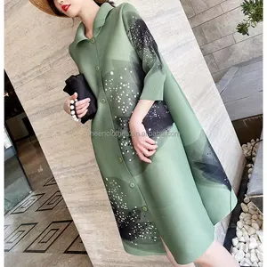 Miyake Váy Xếp Ly Mùa Hè Cho Nữ Váy Dáng Rộng Một Hàng Khuy Cổ Ve Áo Váy Xòe Thời Trang Mẹ MM Cỡ Lớn In Họa Tiết