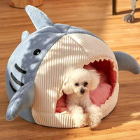 Lit pour chat confortable multifonctionnel pas cher d'usine, lit pour chat en peluche bleu en forme de requin, lit pour chat qui gratte, maison chaude d'hiver