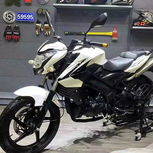 Motocicleta Honda CB250F Hornet Usada, de Gasolina, Todoterreno/Urban, 250cc, Fabricada en China, Más de 80km/h - Product Image 5