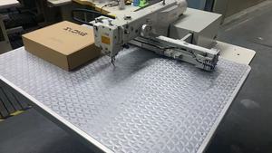 YJC-6040G công nghiệp khóa giường phẳng khâu máy may mới kim đơn cấu hình mẫu tự động máy may lớn - Product Image 3