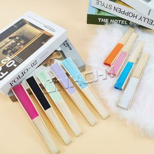 Abanico de mano de bambú plegado personalizado al por mayor con logotipo impreso - Product Image 6