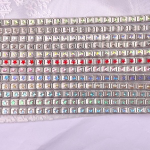 Pulsera de acero inoxidable chapada en oro con diseño de estrella de cinco puntas y diamantes, estilo italiano, para aniversario, éxito transfronterizo. - Product Image 2