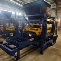 Machine à fabriquer des blocs de béton Zhongke QT4-15, machine à fabriquer des briques emboîtables, adaptée aux matières premières en ciment.