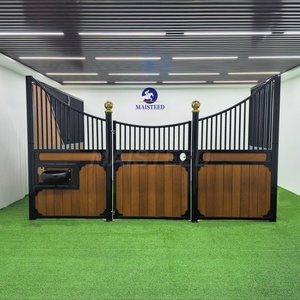 <span class=keywords><strong>Cloison</strong></span> <span class=keywords><strong>de</strong></span> box <span class=keywords><strong>de</strong></span> luxe <span class=keywords><strong>de</strong></span> style européen 2026 avec remplissage en bambou pour abri extérieur permanent pour chevaux - Product Image 2