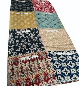 Tela de Algodón Ligera y Fresca de 80 GSM, Tela de Algodón Cambray con Estampado Digital para Confección de Prendas y Vestidos - Product Image 1