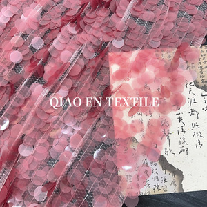Tecido de Tule Rosa Grande com Lantejoulas Redondas para Vestido de Noiva Hanfu e Vestido de Festa - Product Image 3