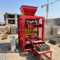Machine à fabriquer des briques creuses QT 4-26 Hongfan, système de vibration puissant à moteur, blocs de qualité supérieure, prix d'usine bas, pour l'Afrique
