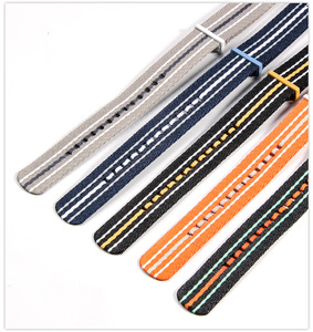 Yeni Nefes Alabilen Şık Çizgili 1.2mm Yumuşak Naylon Kumaş Renkli Paslanmaz Çelik Tokalı 22mm Saat Kayışı Yedeği - Product Image 4