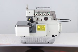 Machine à coudre surjeteuse industrielle à entraînement direct haute vitesse RONMACK RM-747D, neuve, pour usage domestique - Product Image 4