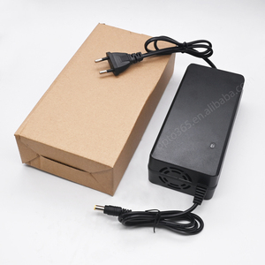 <span class=keywords><strong>Chargeur</strong></span> de <span class=keywords><strong>batterie</strong></span> au lithium-ion <span class=keywords><strong>12V</strong></span> 12.6V 5A 3S 18650 <span class=keywords><strong>Chargeur</strong></span> de batteries Li-ion - Product Image 6