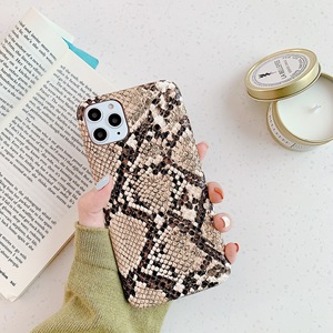 <span class=keywords><strong>Coque</strong></span> de téléphone portable à rabat en cuir de <span class=keywords><strong>serpent</strong></span>, étui personnalisé pour <span class=keywords><strong>Iphone</strong></span> <span class=keywords><strong>11</strong></span> Pro Max 12 pro max, vente en gros - Product Image 4