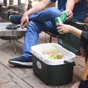 Nevera Portátil Rotomoldeada de 40 Qt, Aislada con PE y LLDPE, Retención de Hielo por 5 Días, para Almacenamiento de Alimentos, Camping y Playa - Product Image 6